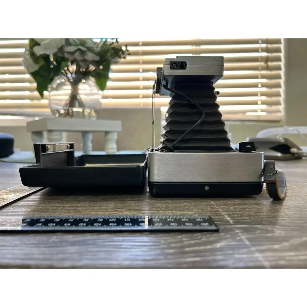 Polaroid 250 land